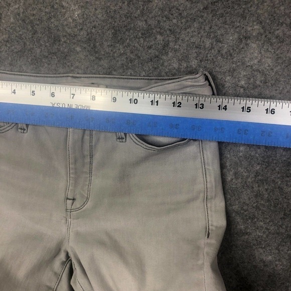 Athleta Skulptek Jeans Size 4 Slimming Shaping Denim Light Wash Comfort Utility - Picture 8 of 13